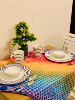 FEMALE ONLY-AnaRuby Backpackers- Metro Station Mashreq